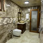 Midland Cave Hotel *