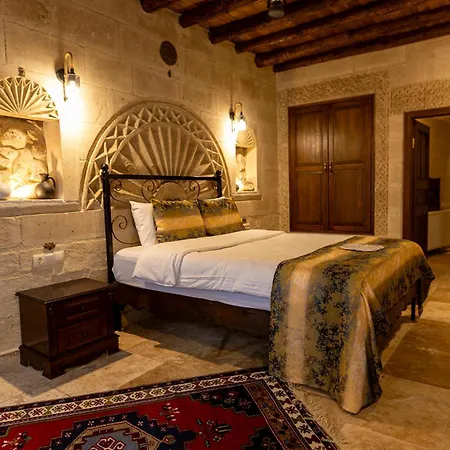 Hotel Midland Cave