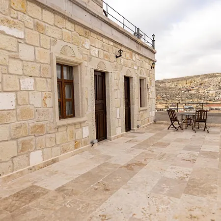 Hotel Midland Cave