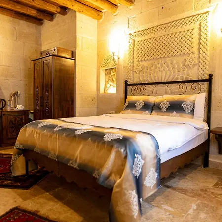 Hotel Midland Cave