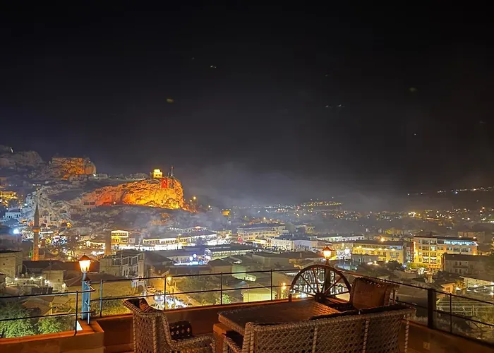 Hotel Midland Cave *